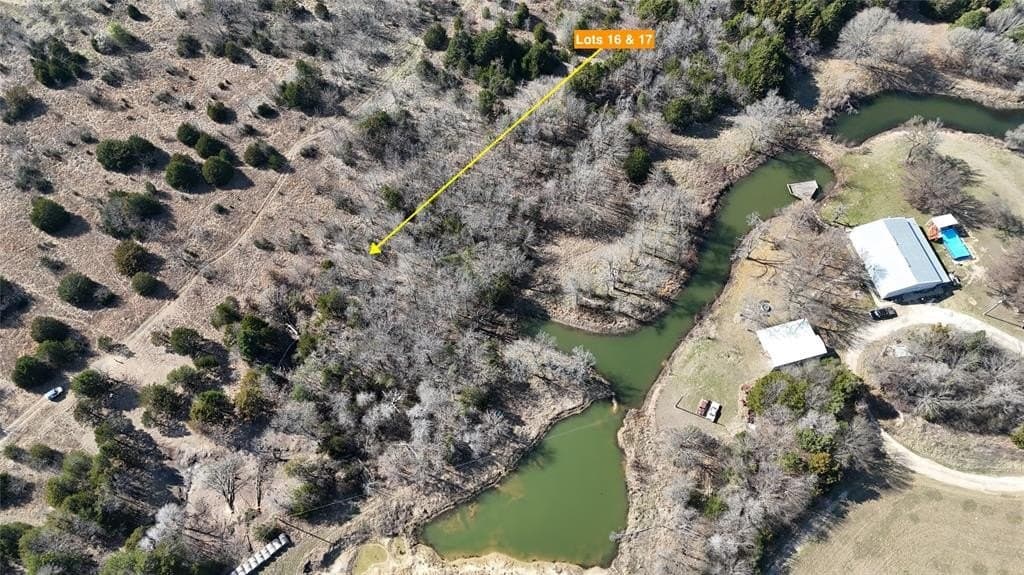 1.01 acres in Navarro County - photo 22