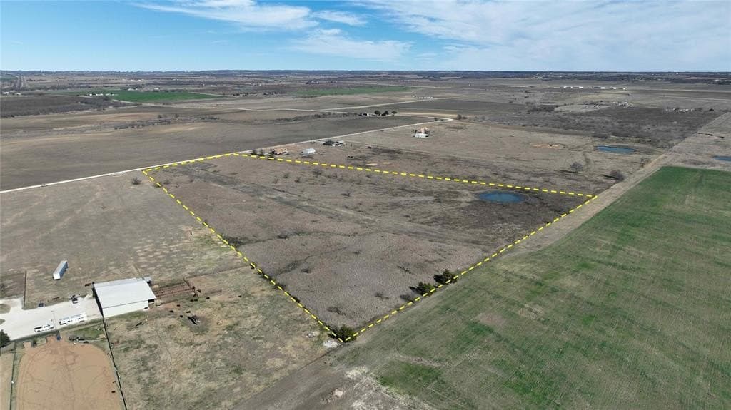 21.13 acres in Hill County - photo 9