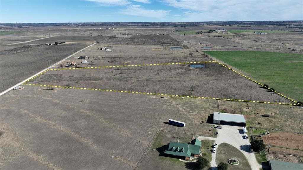 21.13 acres in Hill County - photo 10