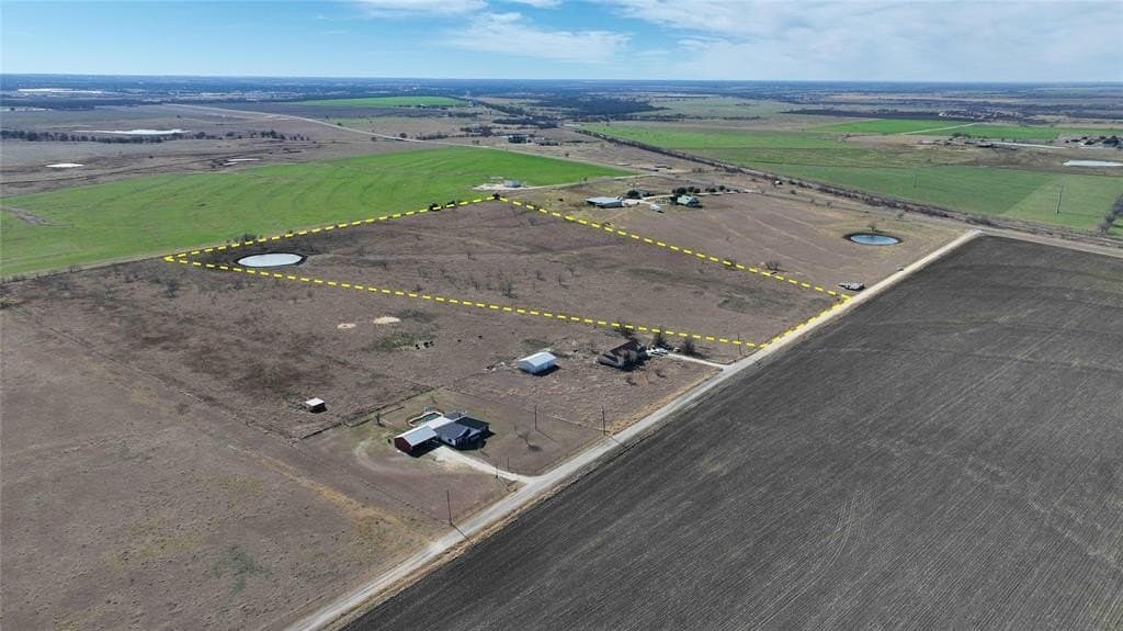 21.13 acres in Hill County - photo 5