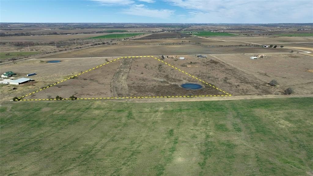 21.13 acres in Hill County - photo 8