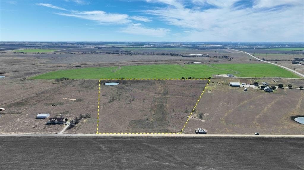 21.13 acres in Hill County - photo 4