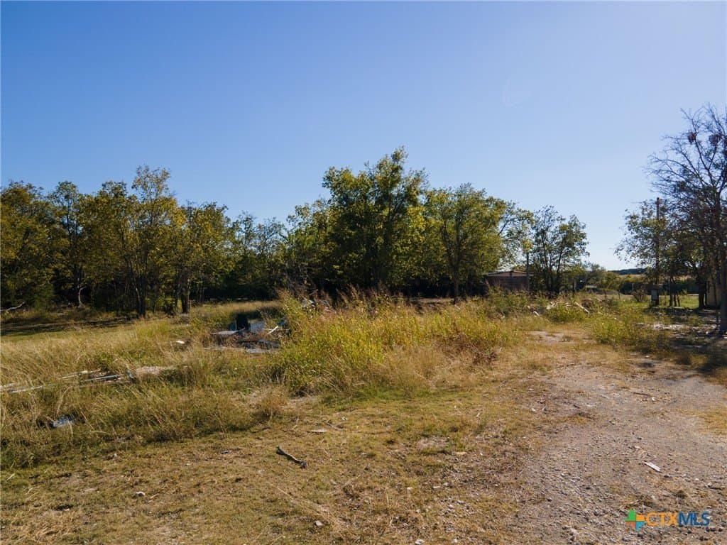 5.06 acres in Lampasas County - photo 4