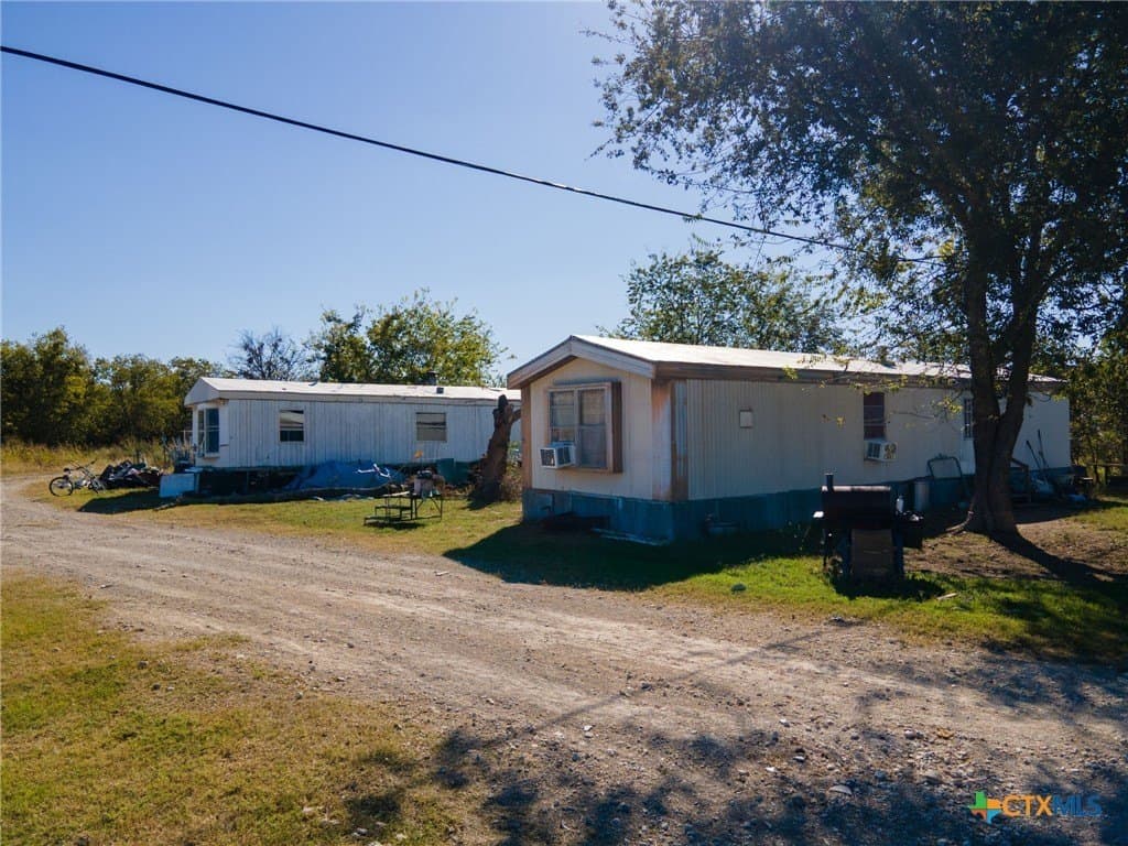 5.06 acres in Lampasas County - photo 3