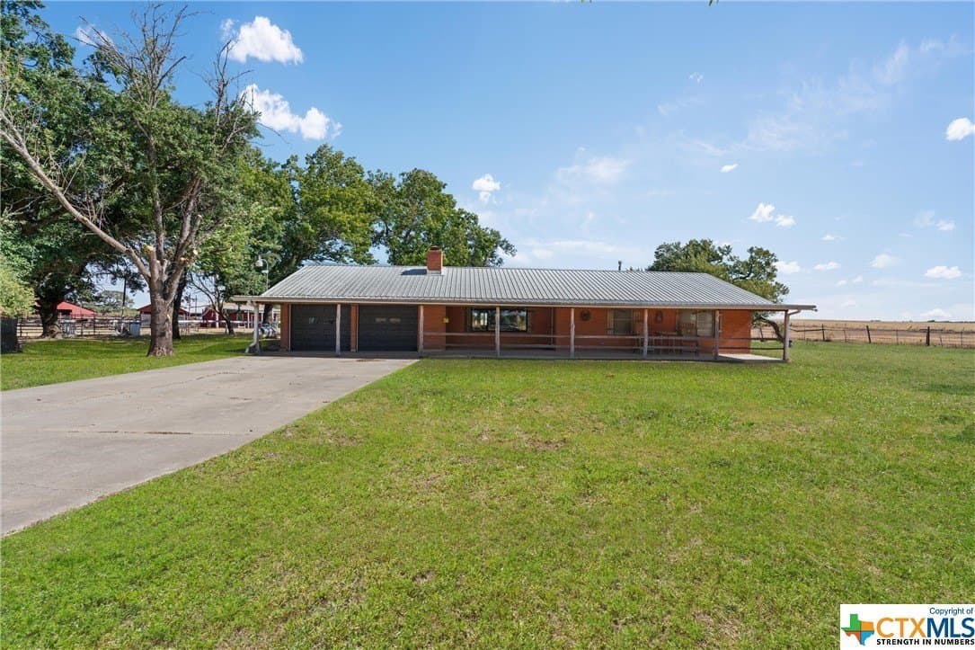 10 acres in Milam County - photo 3