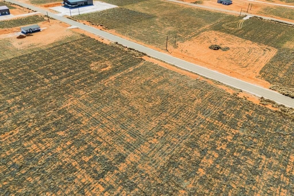 1.22 acres in Gaines County - photo 7