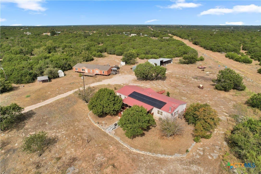 40 acres in Burnet County - photo 2