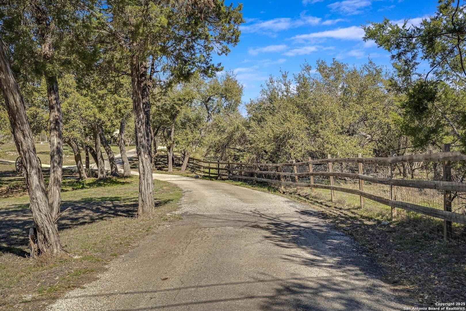 16.68 acres in Comal County - photo 34