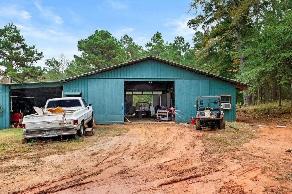 50 acres in Smith County - photo 15