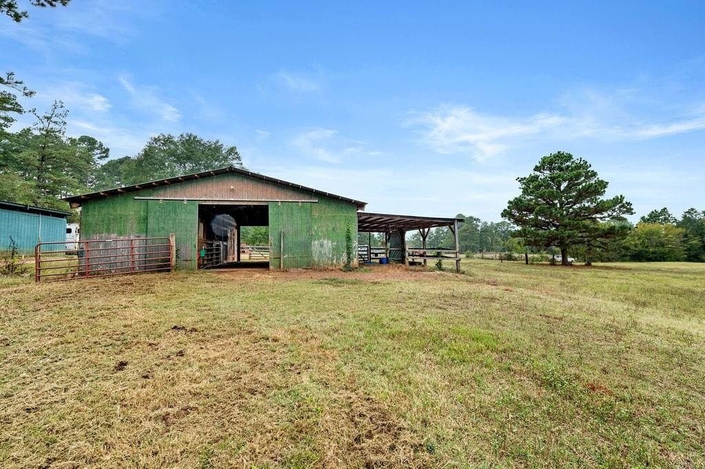 50 acres in Smith County - photo 14