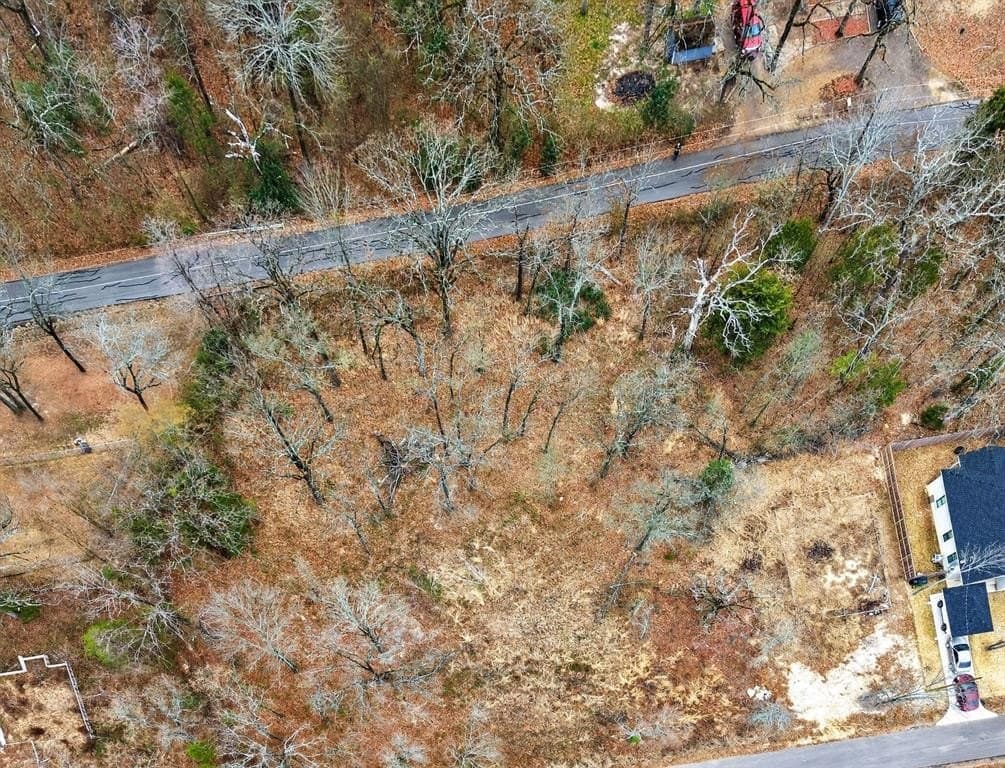 0.23 acres in Henderson County - photo 3