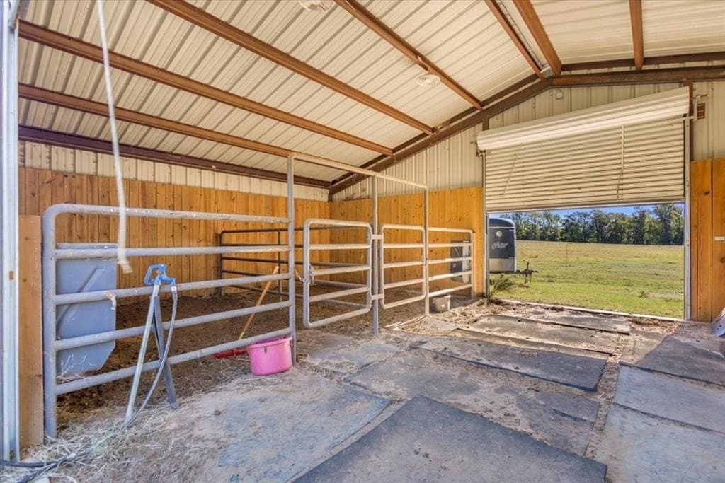 22.43 acres in Smith County - photo 3