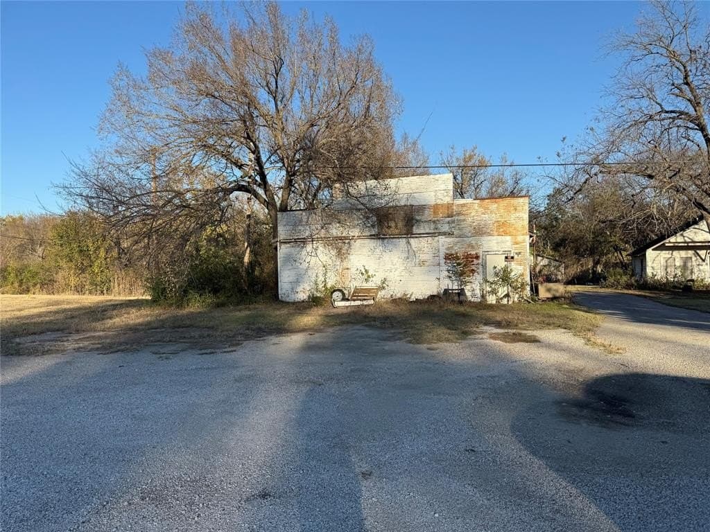 1.1 acres in Johnson County - photo 2