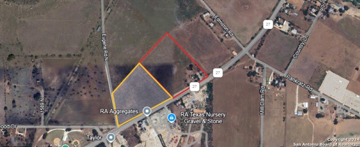 10 acres in Kerr County - photo 9