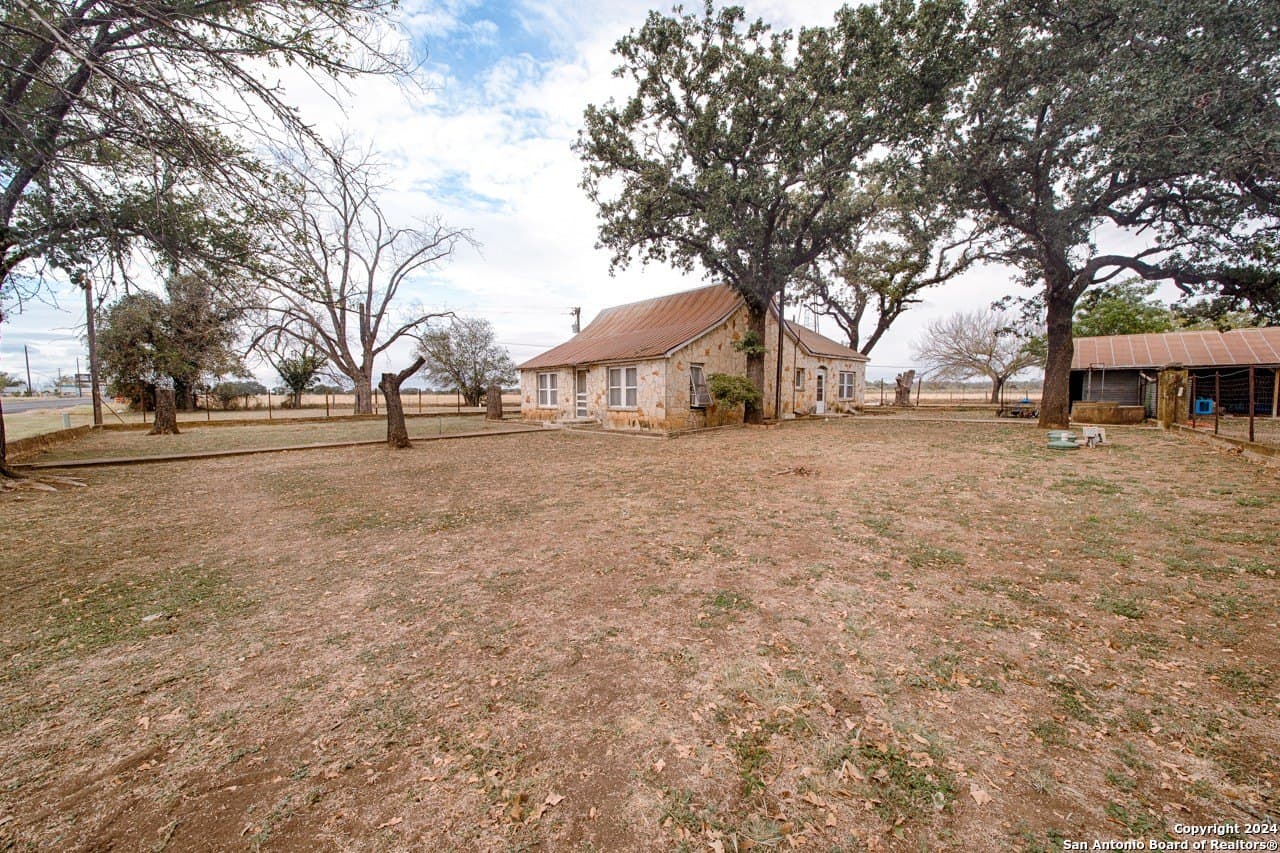 7400 State Highway 27