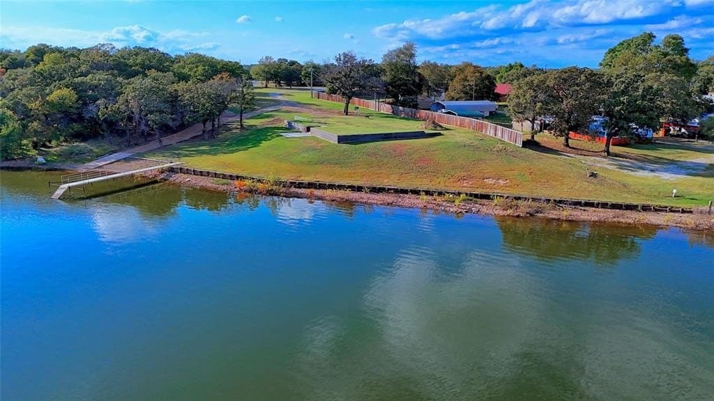 2.05 acres in Montague County - photo 8