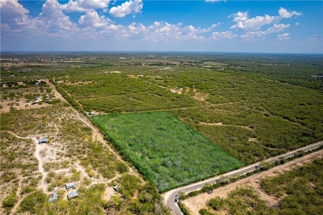 10.81 acres in Live Oak County - photo 2