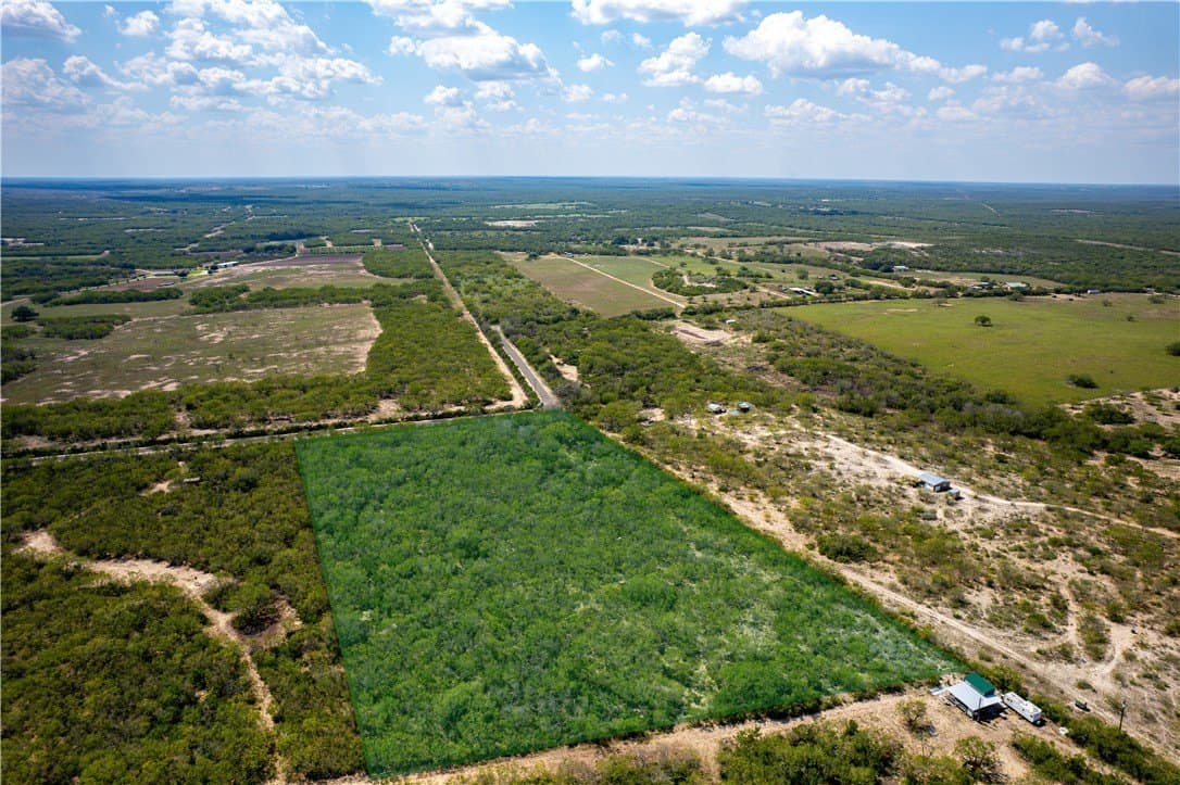 10.81 acres in Live Oak County - photo 3
