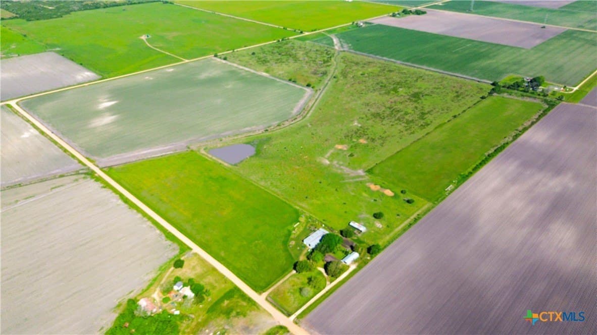 11 acres in Wharton County - photo 2