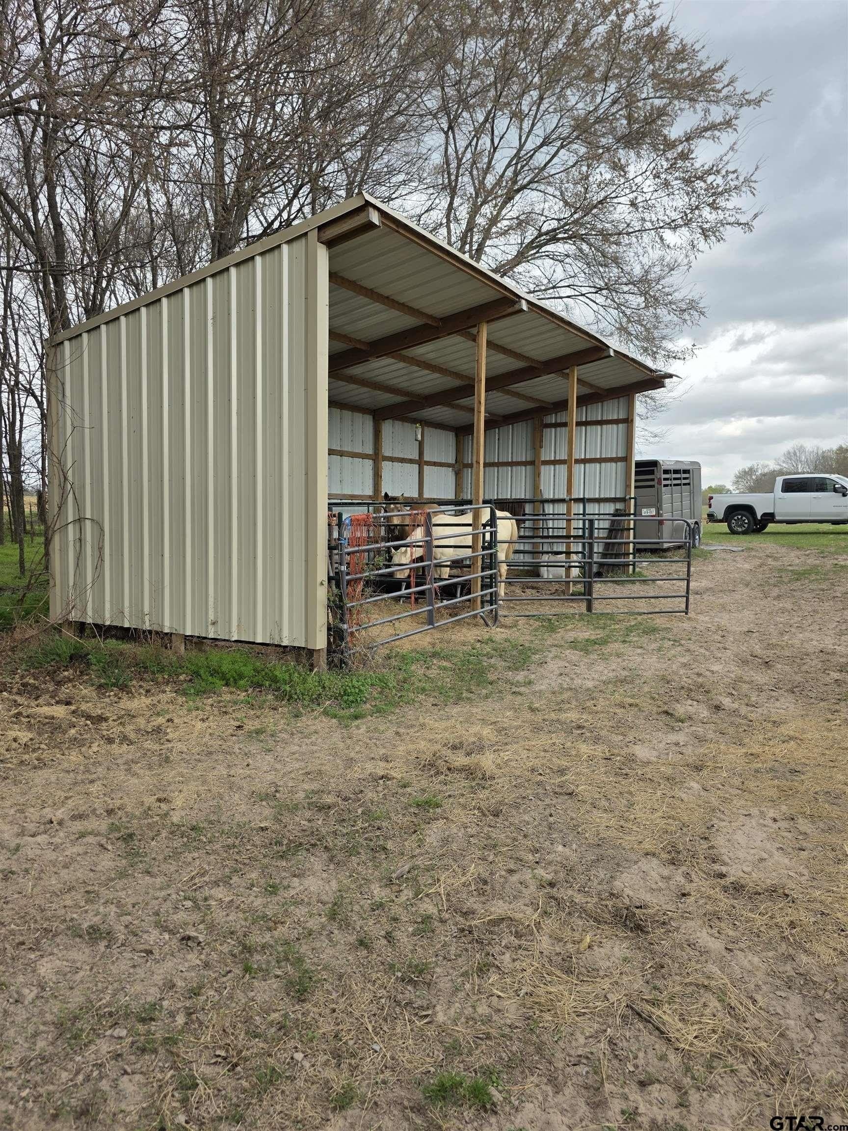 18.72 acres in Henderson County - photo 12