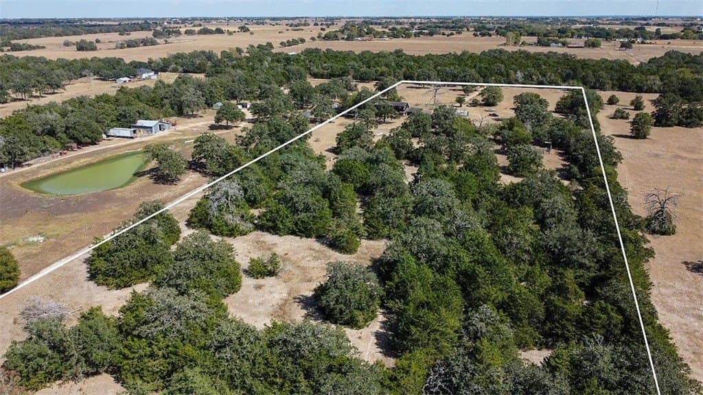 10 acres in Fayette County - photo 2