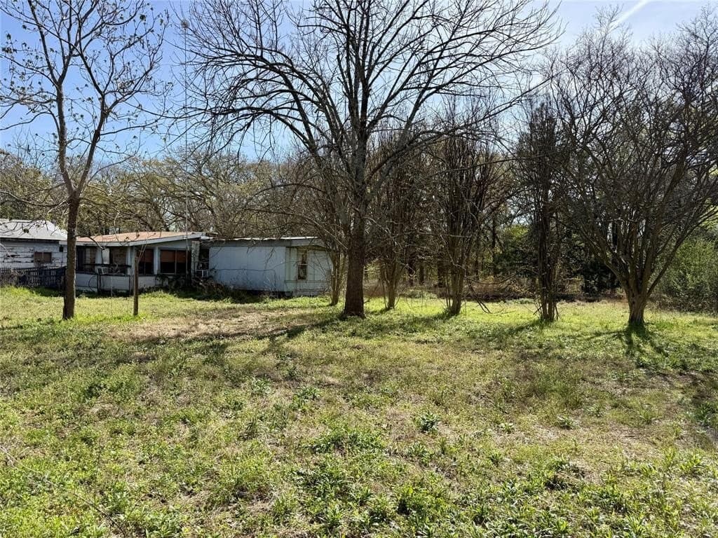 2 acres in Kaufman County - photo 2