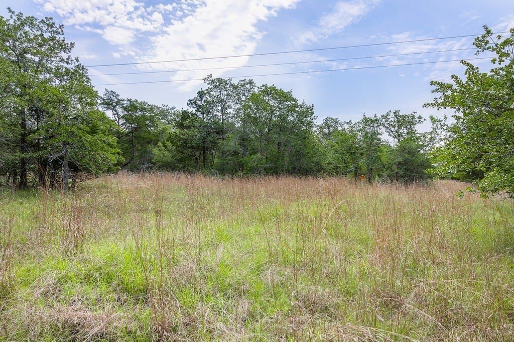 3.16 acres in Fayette County - photo 5