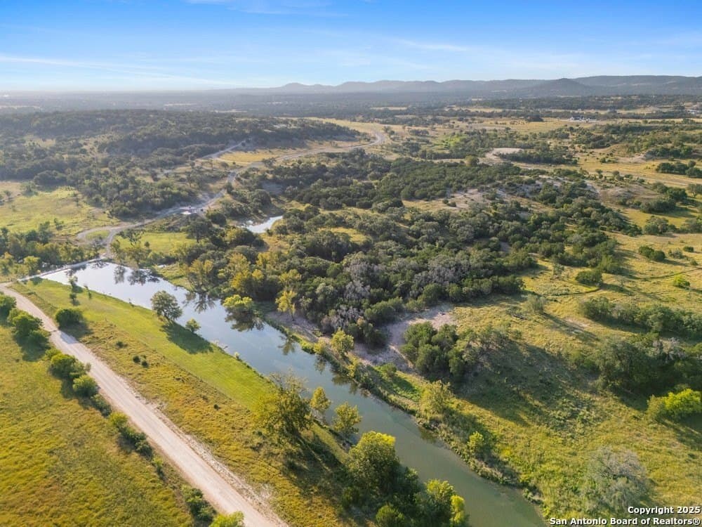 10.01 acres in Bandera County - photo 7