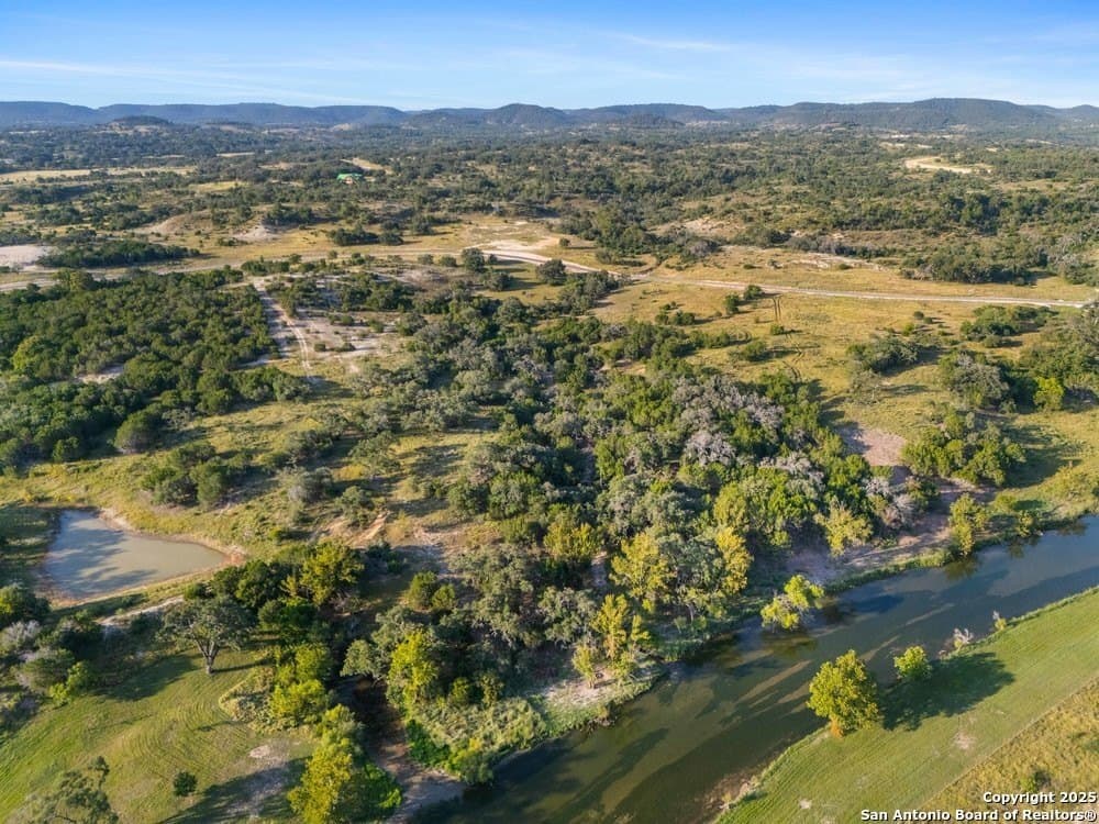 10.01 acres in Bandera County - photo 6