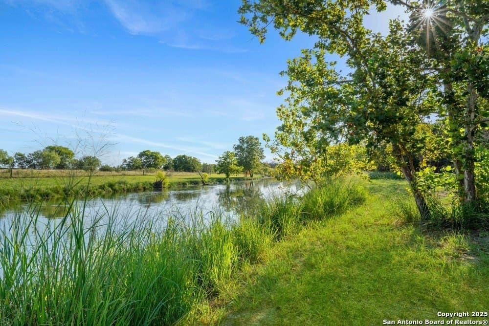 10.01 acres in Bandera County - photo 8