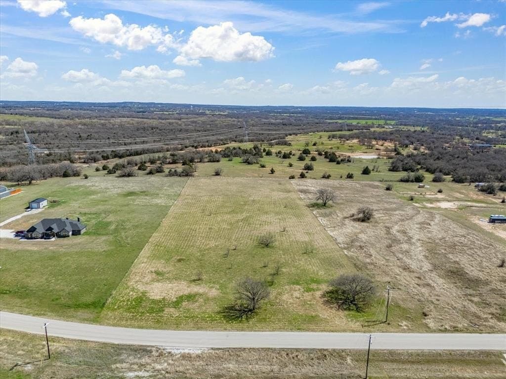 5.01 acres in Wise County - photo 5