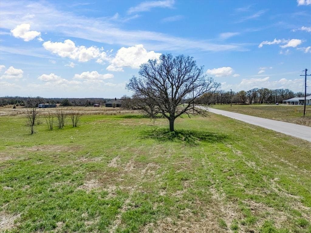 5.01 acres in Wise County - photo 8