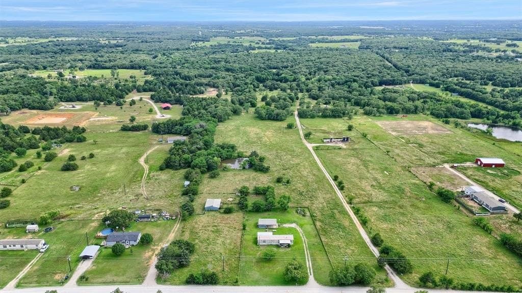 26.88 acres in Cooke County - photo 3
