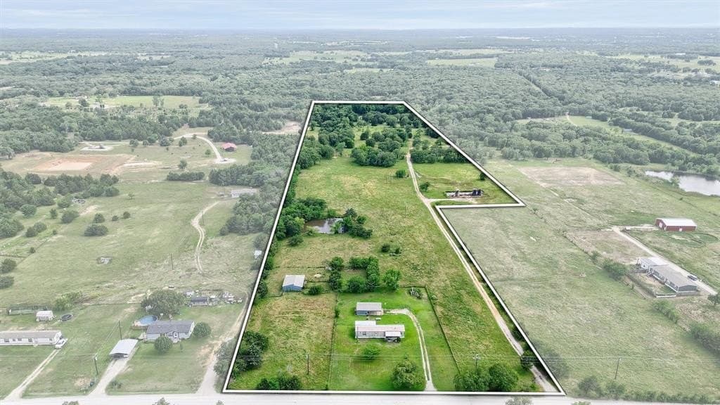 1142 County Road 212