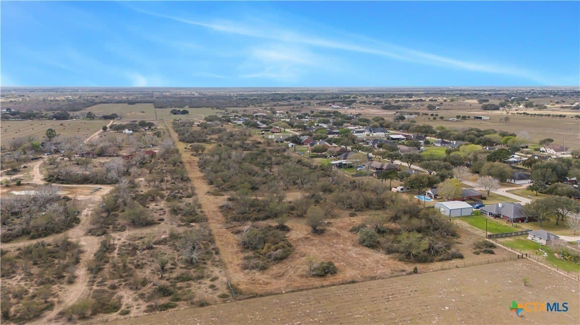 18.52 acres in Victoria County - photo 20