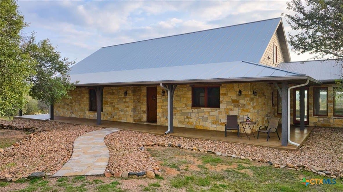 10 acres in Burnet County - photo 4