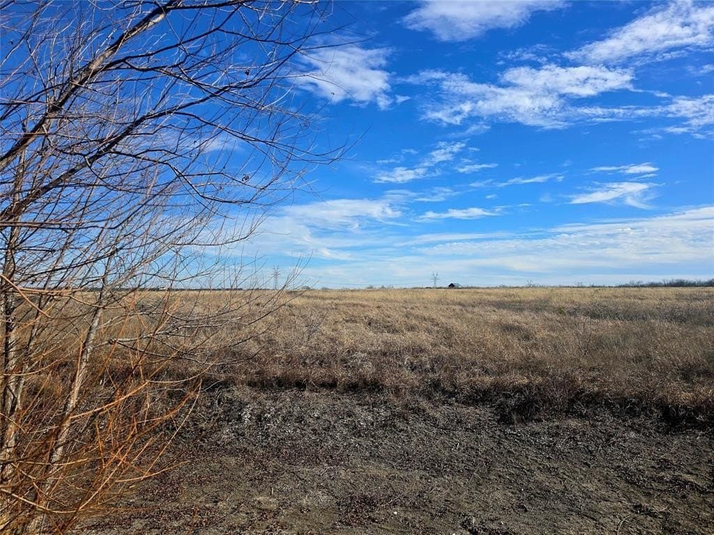 30 acres in Ellis County - photo 5