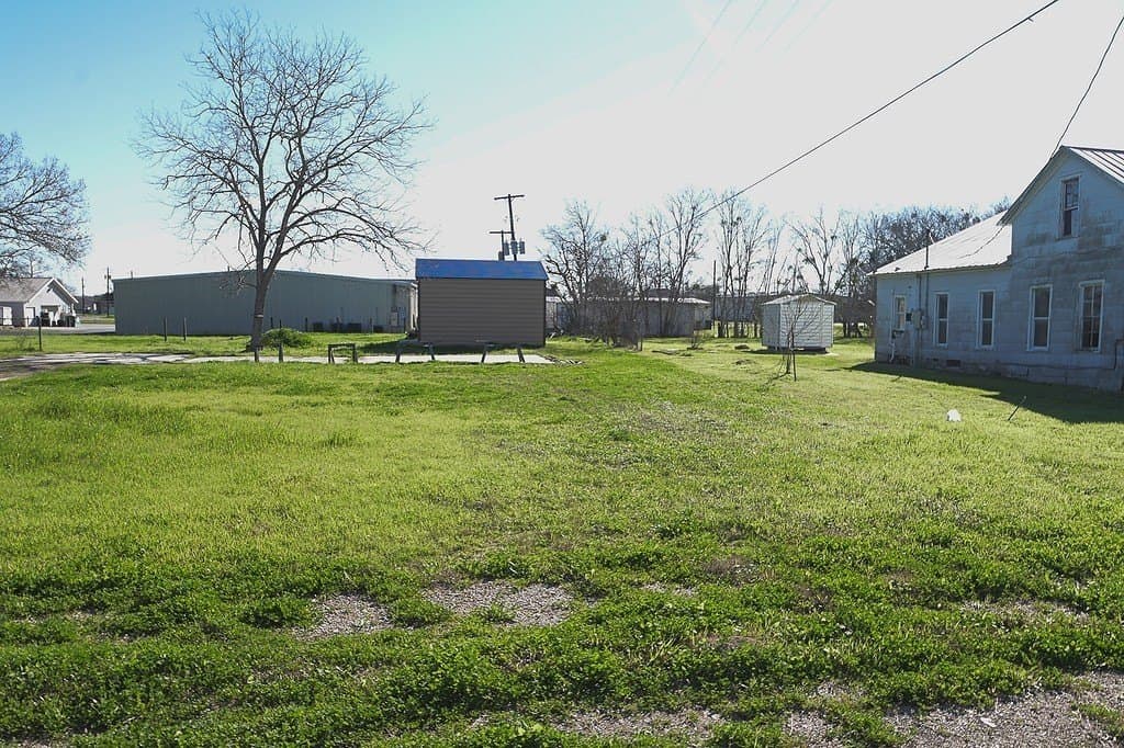 0.28 acres in Colorado County - photo 10