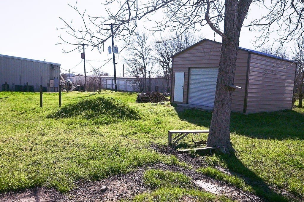 0.28 acres in Colorado County - photo 8
