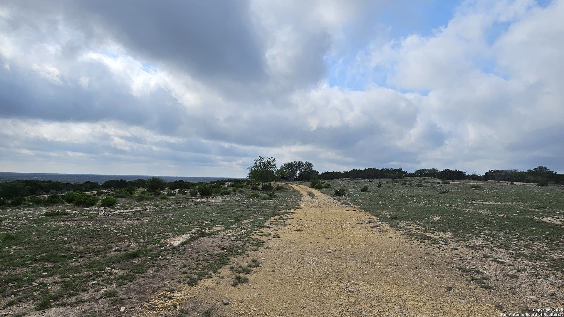 134.5 acres in Edwards County - photo 27