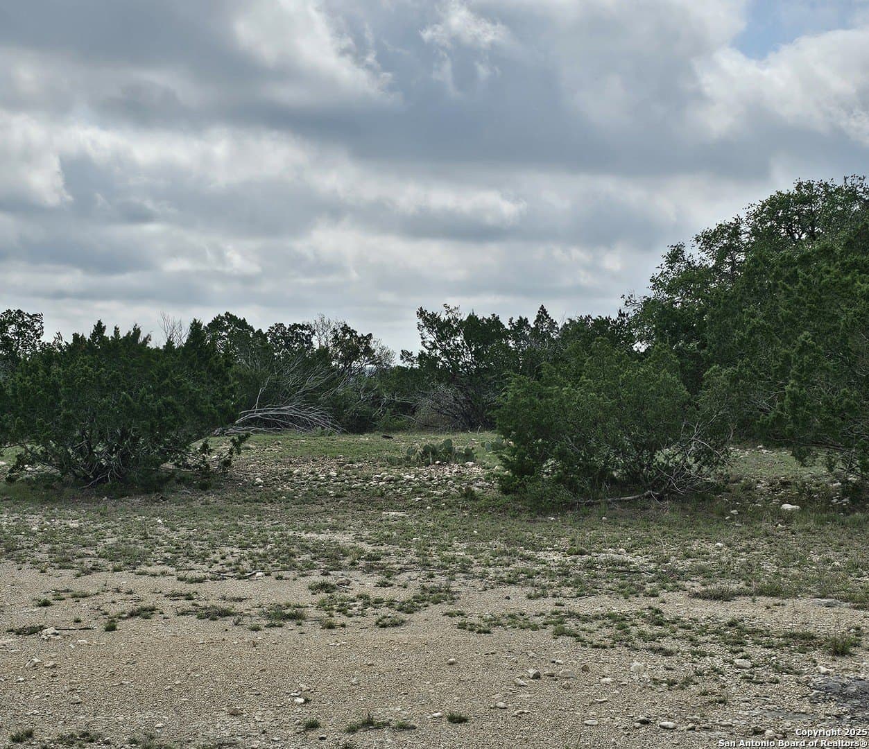 134.5 acres in Edwards County - photo 33