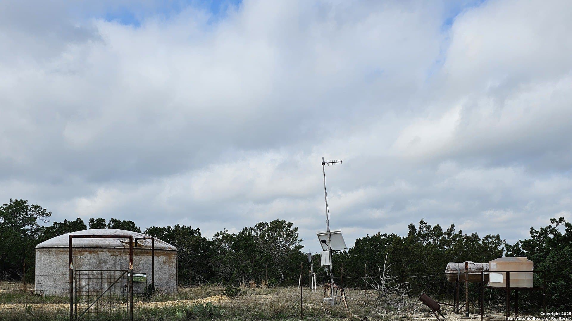 134.5 acres in Edwards County - photo 36