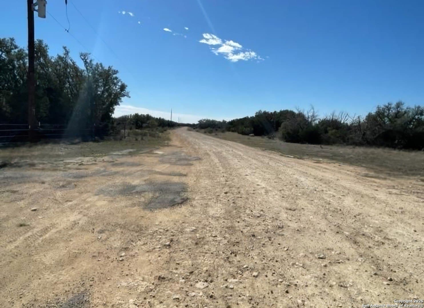 134.5 acres in Edwards County - photo 3