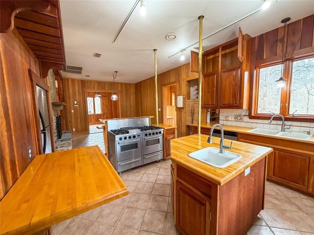 24.43 acres in Wise County - photo 4