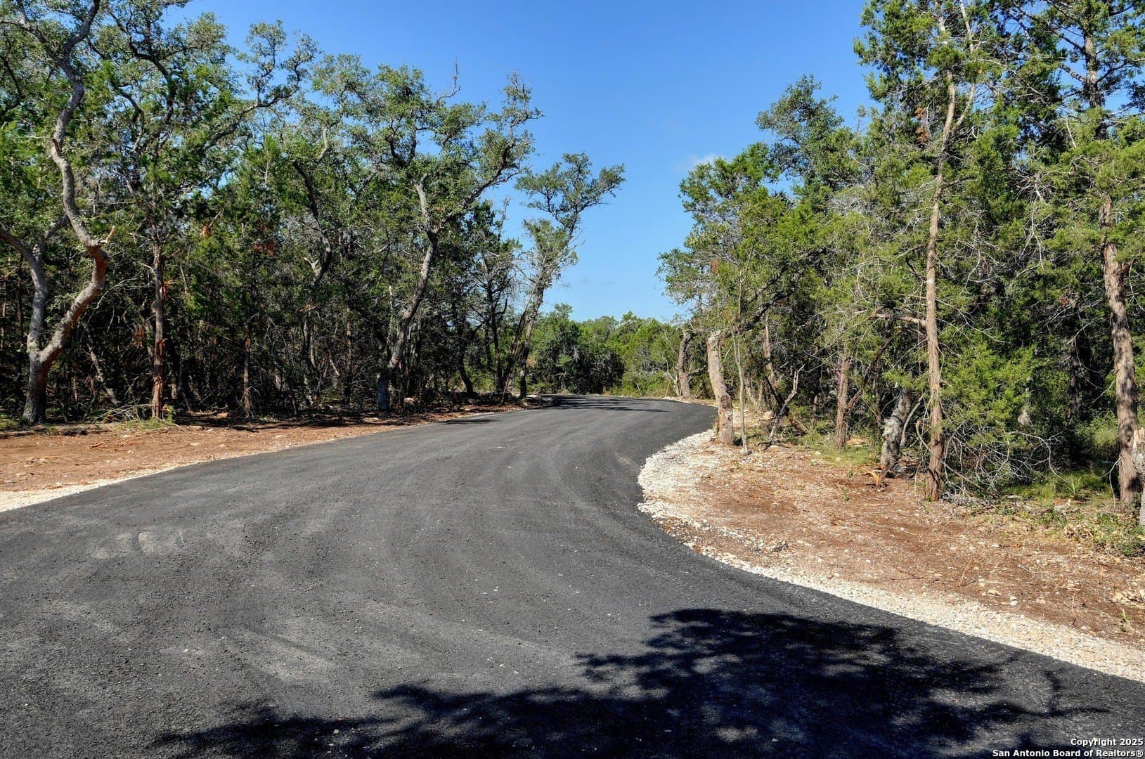 11.73 acres in Comal County - photo 3