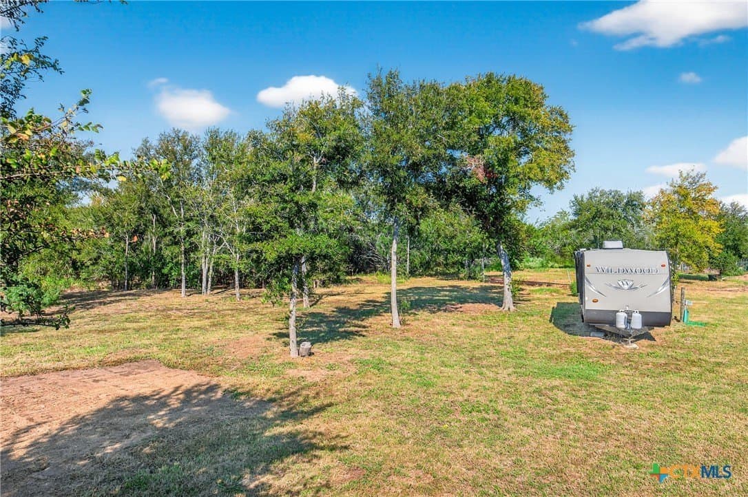 13.54 acres in Gonzales County - photo 42