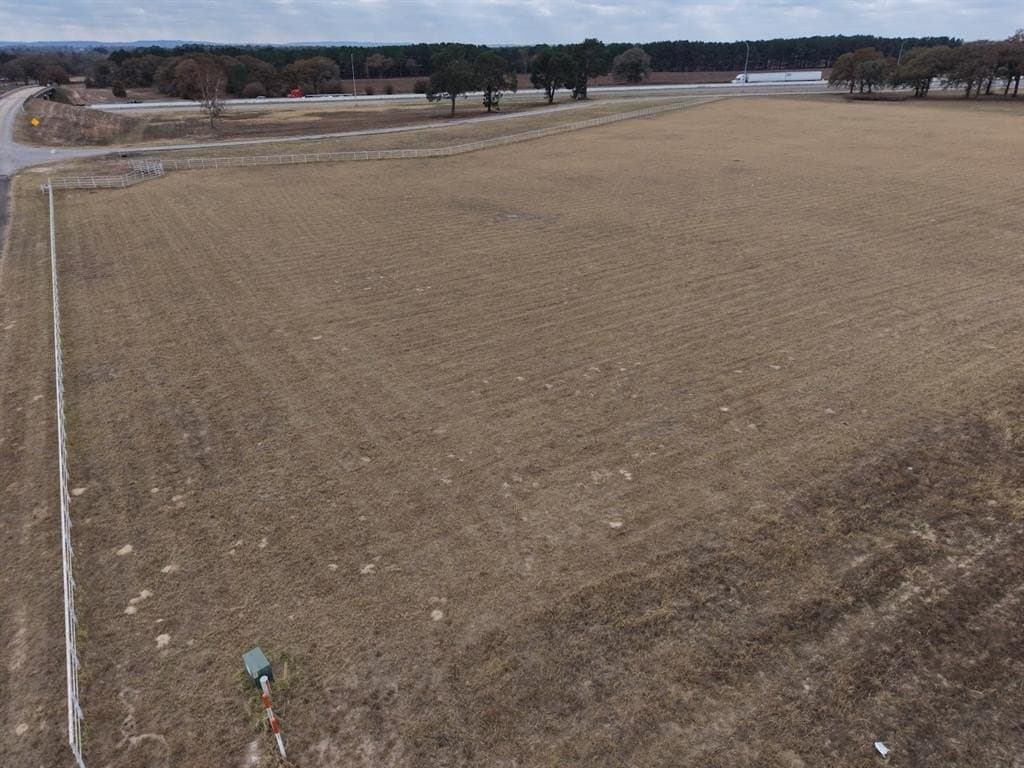 5.01 acres in Smith County - photo 9