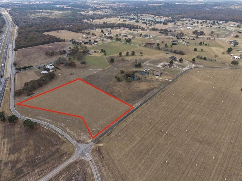 5.01 acres in Smith County - photo 8