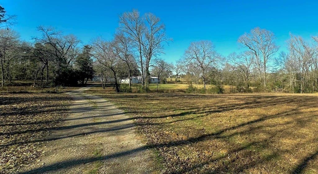 33.5 acres in ANDERSON County - photo 21