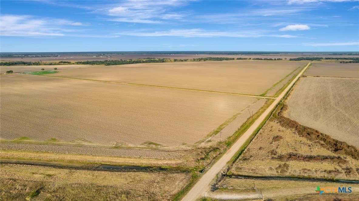 1,275.23 acres in Jackson County - photo 35
